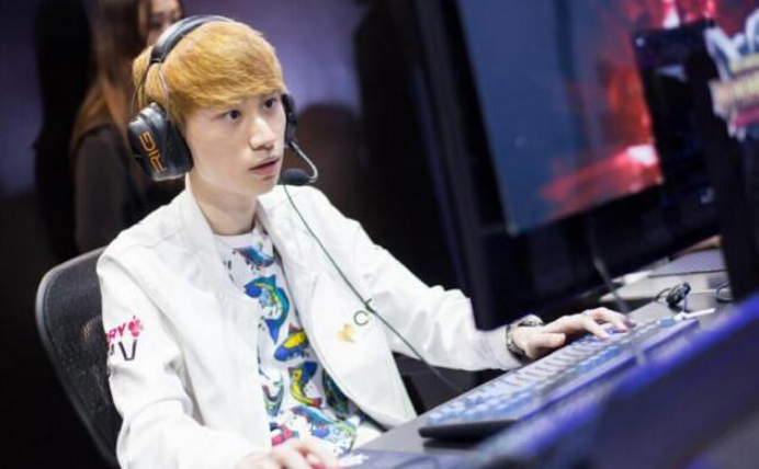 九游体育官网-Doinb新星夺冠表现突出，DWG前途光明！上演精彩一战(doinb夺冠英雄)